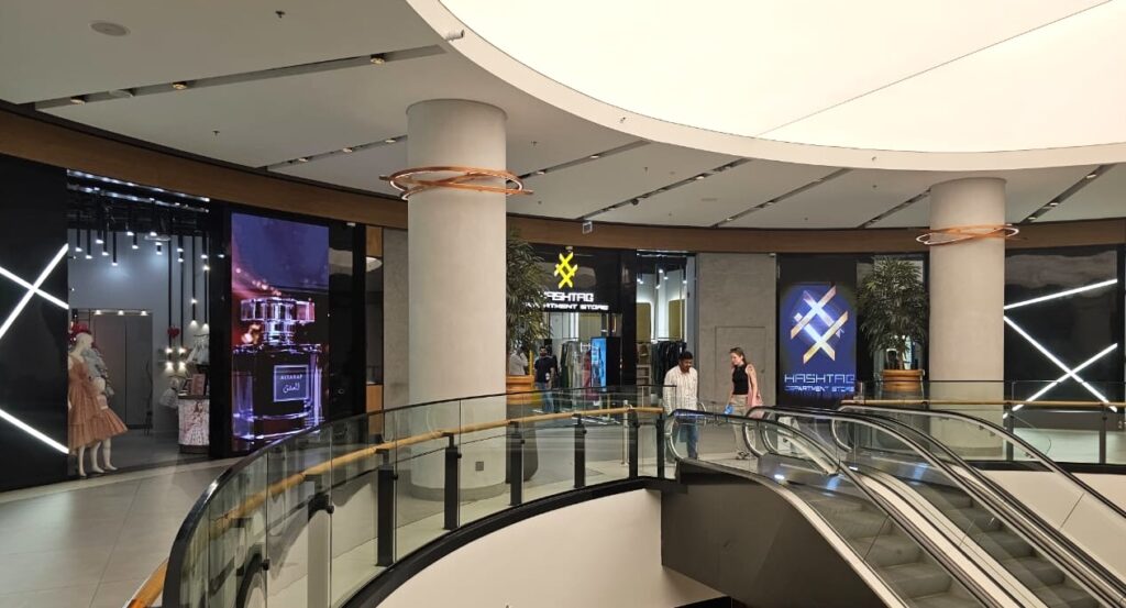 hashtag dubai mall led screens